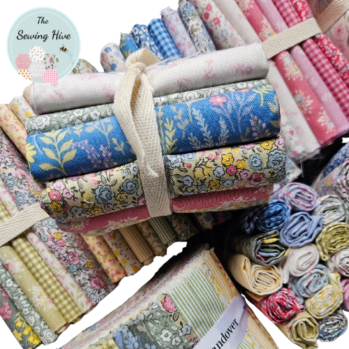 Petite Fleur by Makower, Fat 16th Bundle